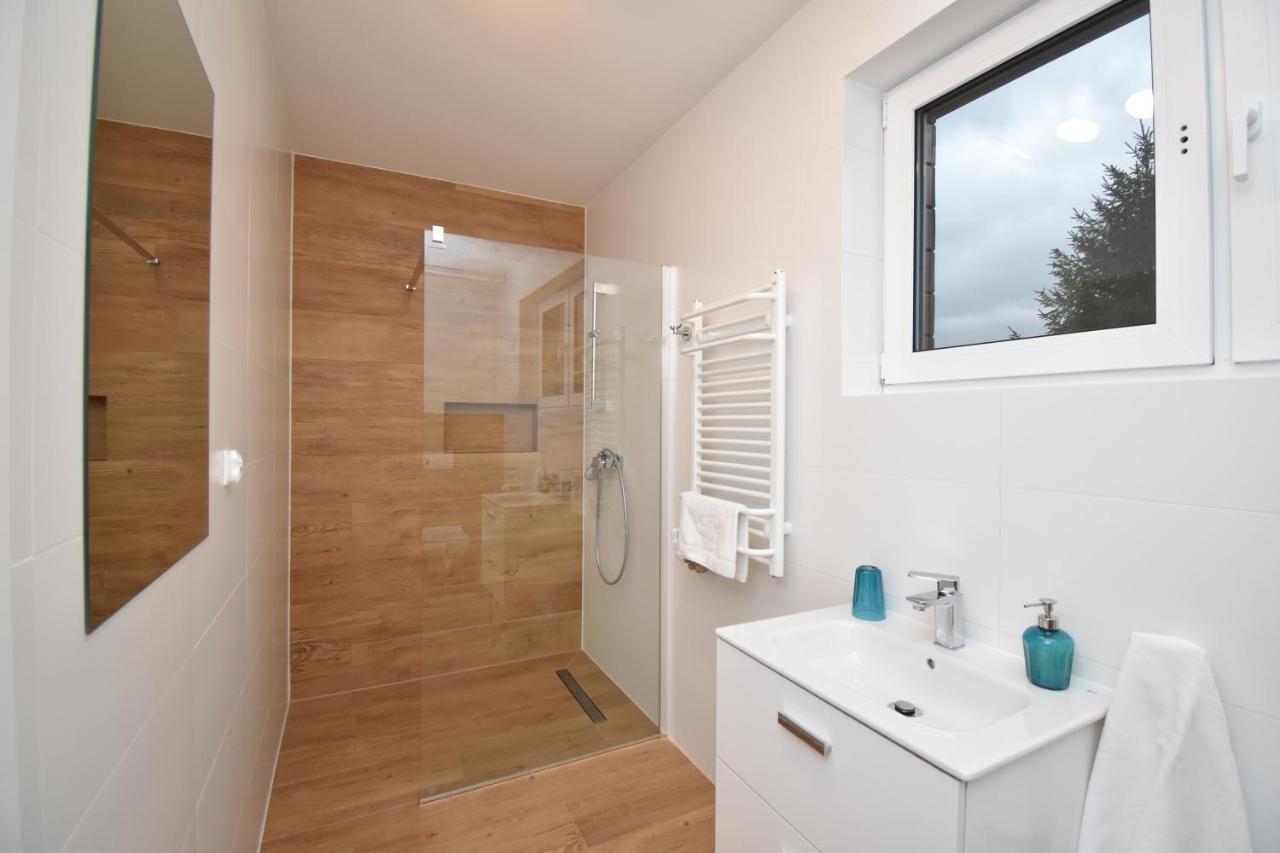 Apartamenty Pod Skalitem ชเจอร์ค ภายนอก รูปภาพ
