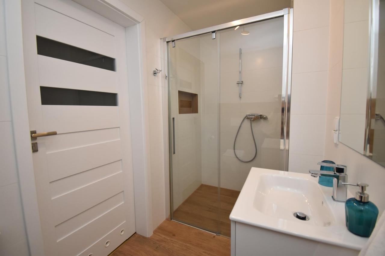 Apartamenty Pod Skalitem ชเจอร์ค ภายนอก รูปภาพ